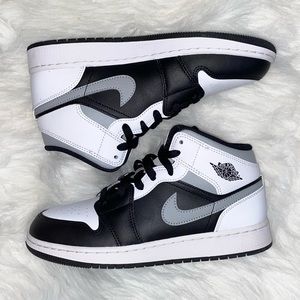 AIR JORDAN 1 MID 'WHITE SHADOW' (Y)
